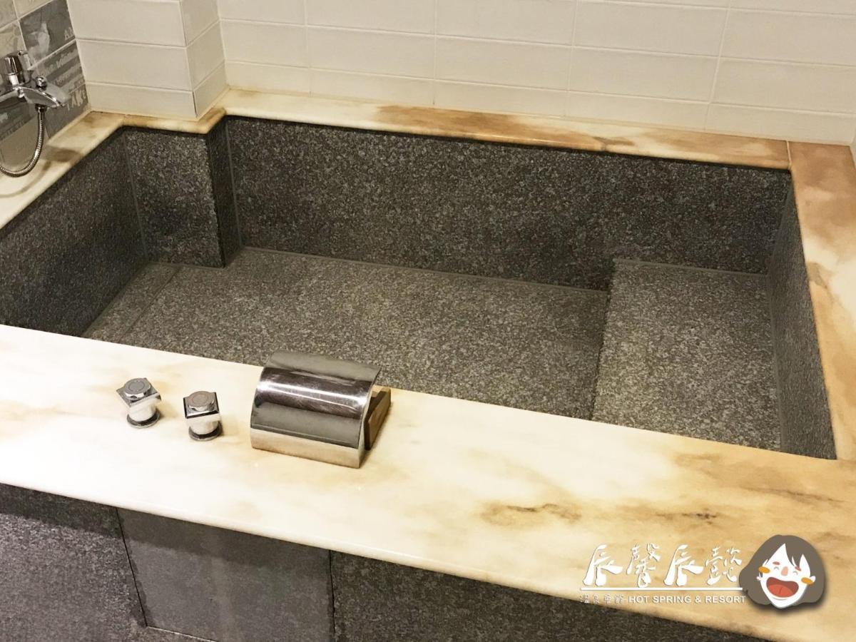 沐馨溫泉民宿 Jiaoxi Exterior foto